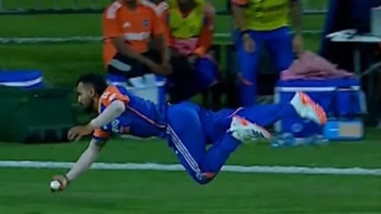 Ind A Vs Pak A:इमर्जिंग एशिया कप में रमनदीप का शानदार कैच, दाईं ओर डाइव ...