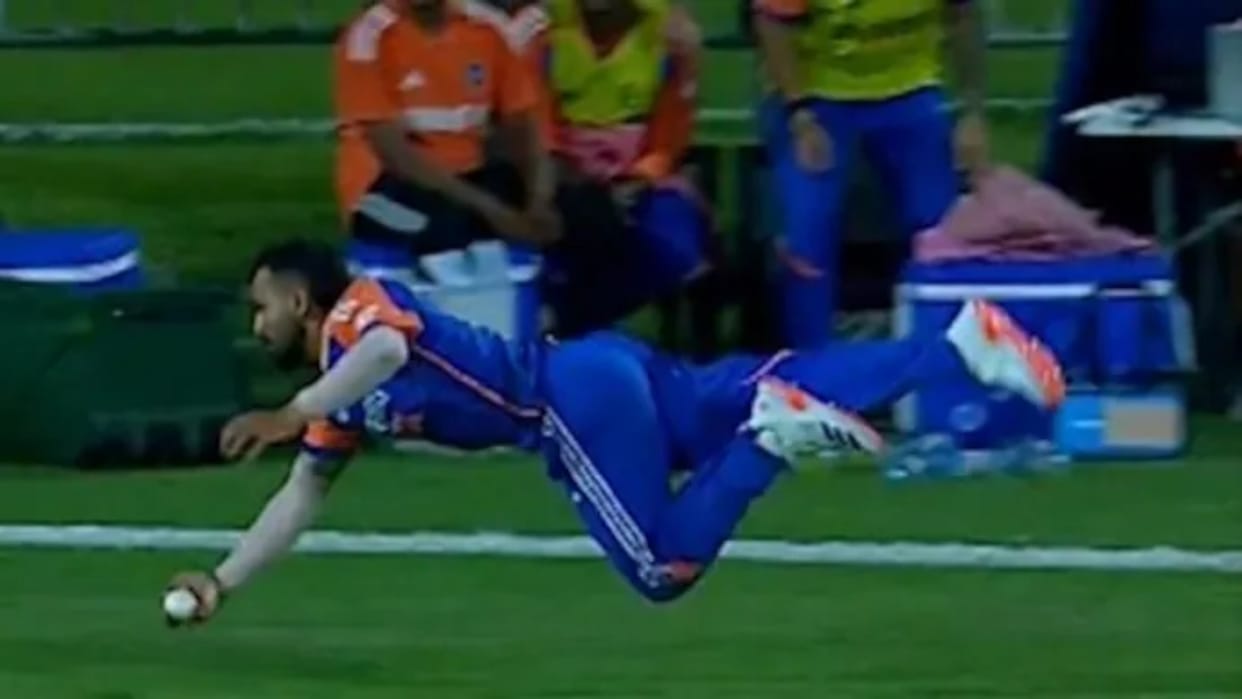 Ramandeep Singh takes stunning one-handed catch during India A vs Pakistan A Emerging T20 Asia cup 2024 Video