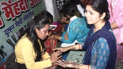 Karva Chauth Women fast without water Puja completed offering water the moon special time