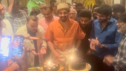 Sunny deol celebrates birthday with upcoming movie jaat team gadar 2 director anil sharma shared post