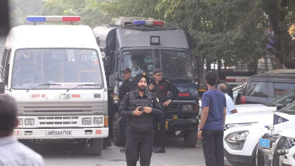 White powder found from blast site in Delhi Rohini photos