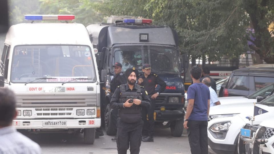 Delhi Rohini Blast Update FIR has been lodged in case A hole in boundary wall of school caused by blast