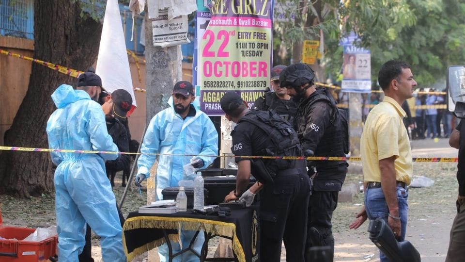 Delhi Rohini Blast Update New Revelation A Huge Hole Created in CRPF School Wall