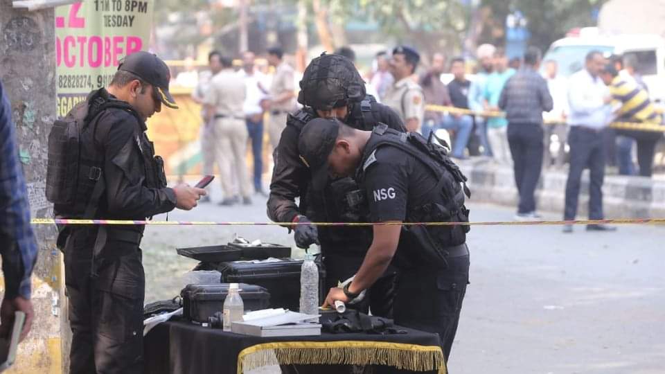 White powder found from blast site in Delhi Rohini photos