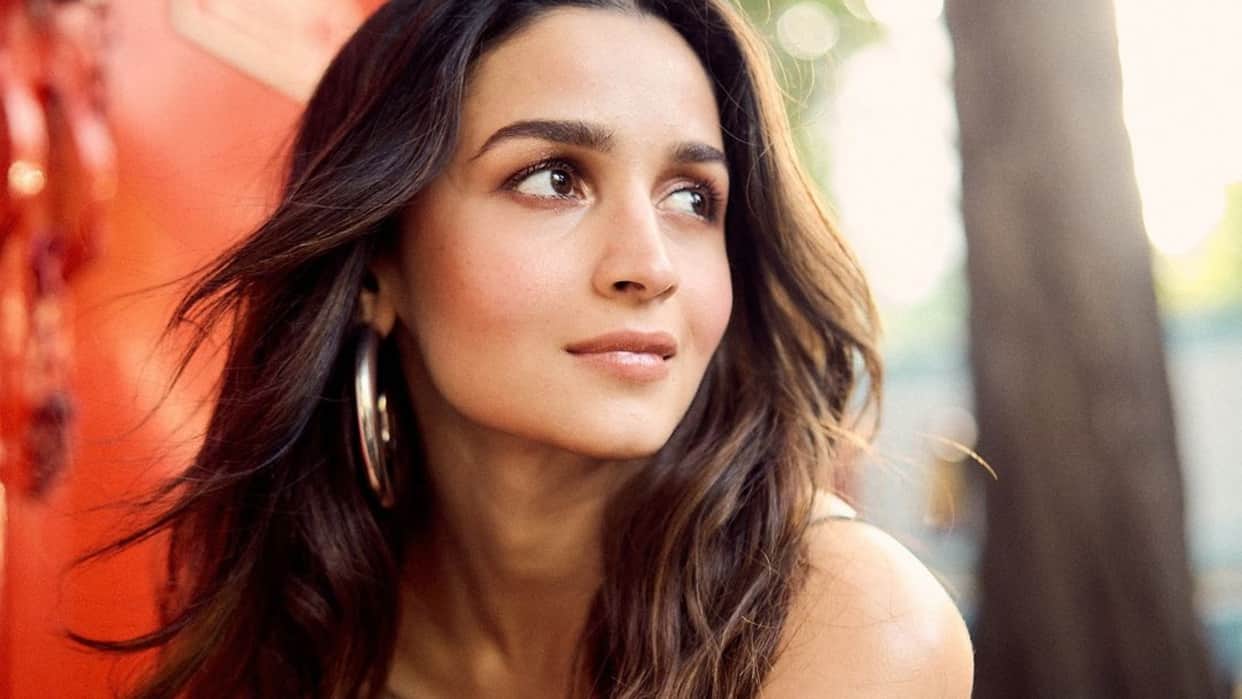Alia Bhatt slams trolls for body shaming comments on her smile botox alpha actress shares note gose viral