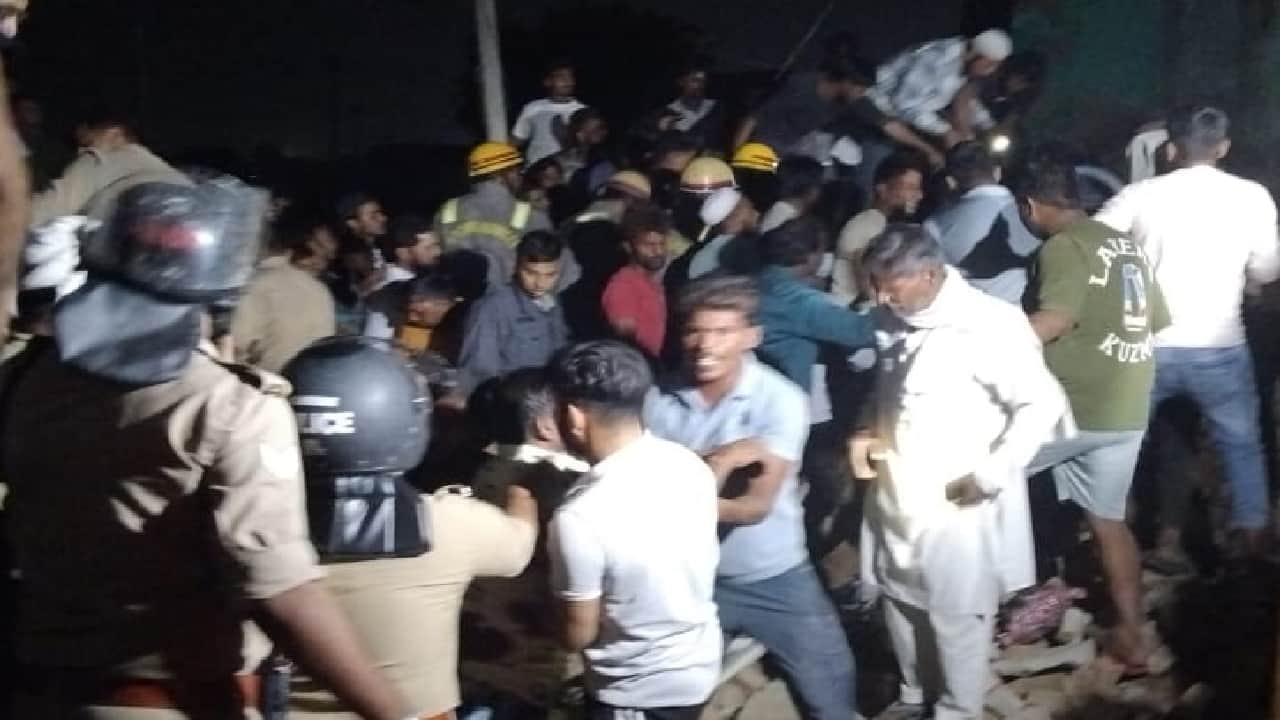 Lantern of house collapsed due to cylinder explosion many people being buried under debri in Bulandshahr