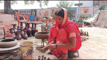 Fans of Gorakhpur's terracotta are also in other parts of the country, demand increased on Diwali.