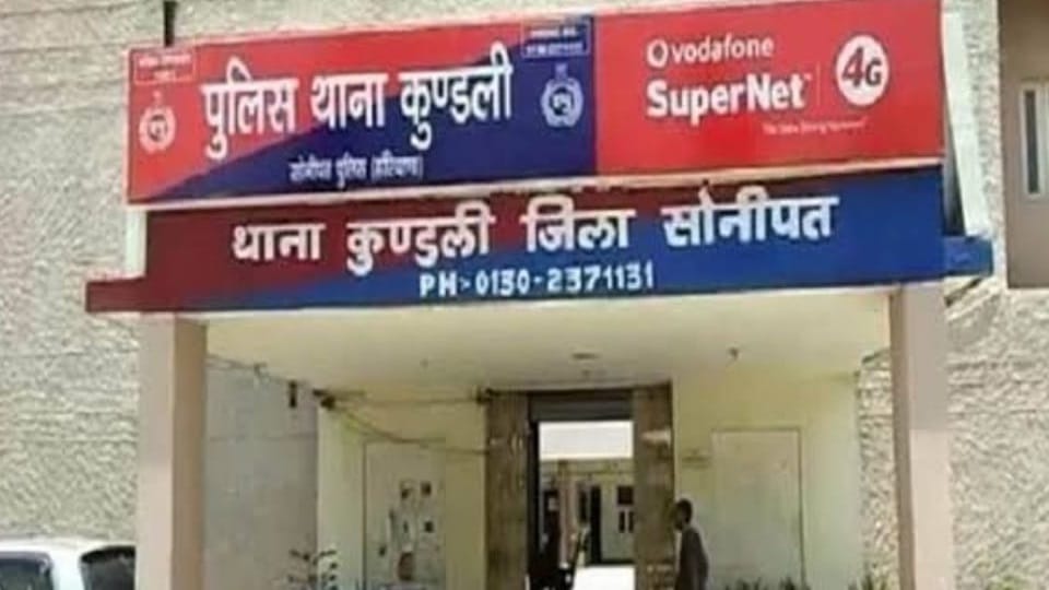 Sonipat: Stock of firecrackers was kept in the grocery store, police caught it