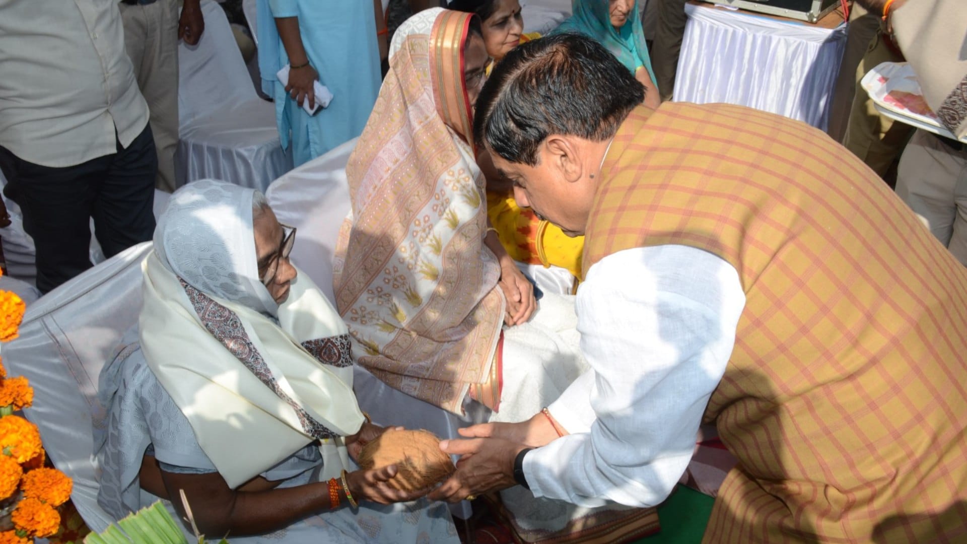 MP News: On the lines of Haridwar, now sages and saints will be able to build permanent ashram in Ujjain