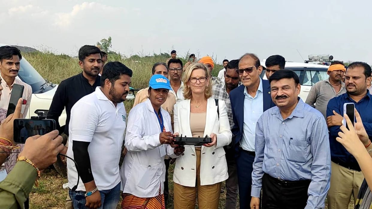 Shivpuri Secretary General of International Telecommunication Union came to Shivpuri for visit
