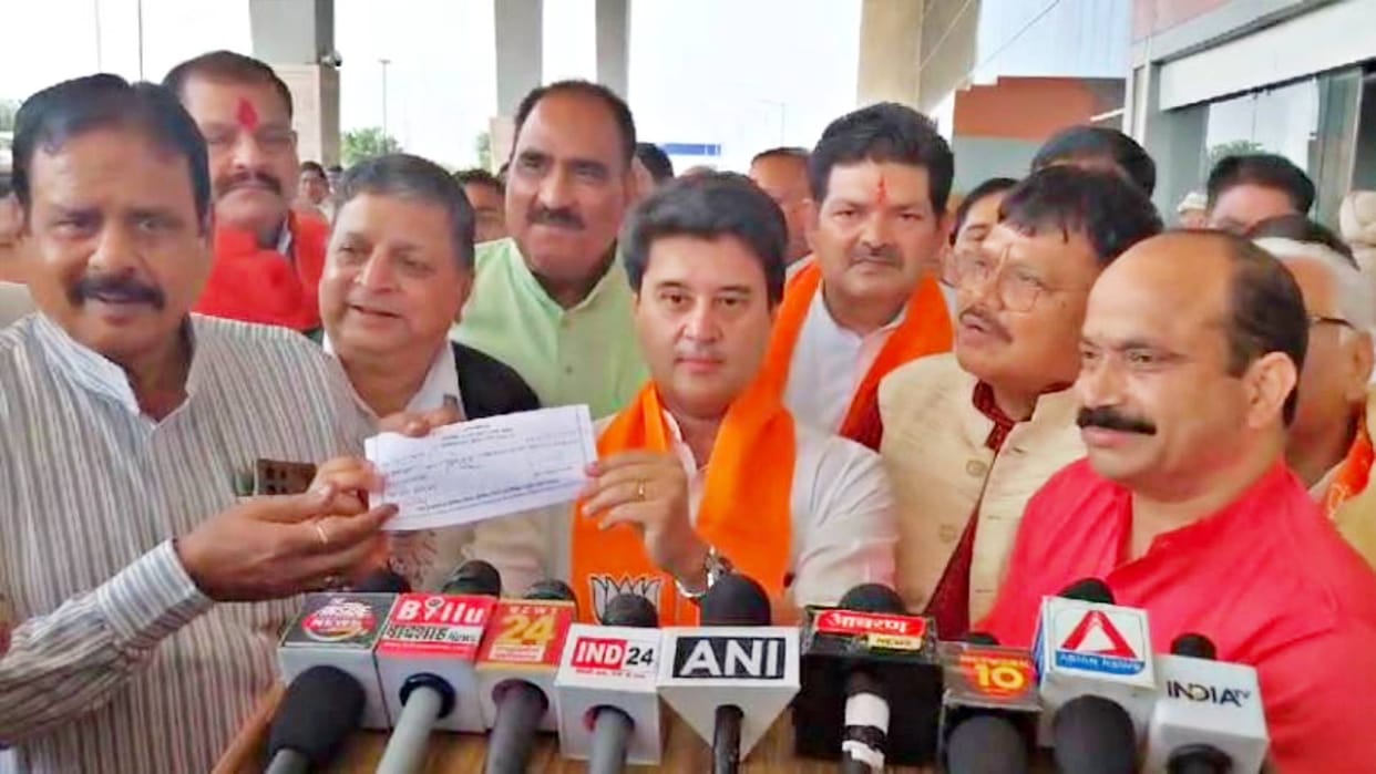 Jyotiraditya Scindia becomes BJP member claims BJP will get blessings of people in Maharashtra and Jharkhand