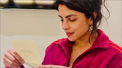 Priyanka Chopra celebrated Karva Chauth for Nick Jonas husband gave her such a gift that the actress felt shy