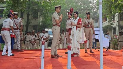 पुलिस स्मृति दिवस: शहीदों की वीरगाथा को नमन, हाजीपुर और सहरसा में आयोजित कार्यक्रमों में दी गई श्रद्धांजलि Police Memorial Day: Salute to heroic saga of martyrs, tributes paid in programs organized in Hajipur Saharsa