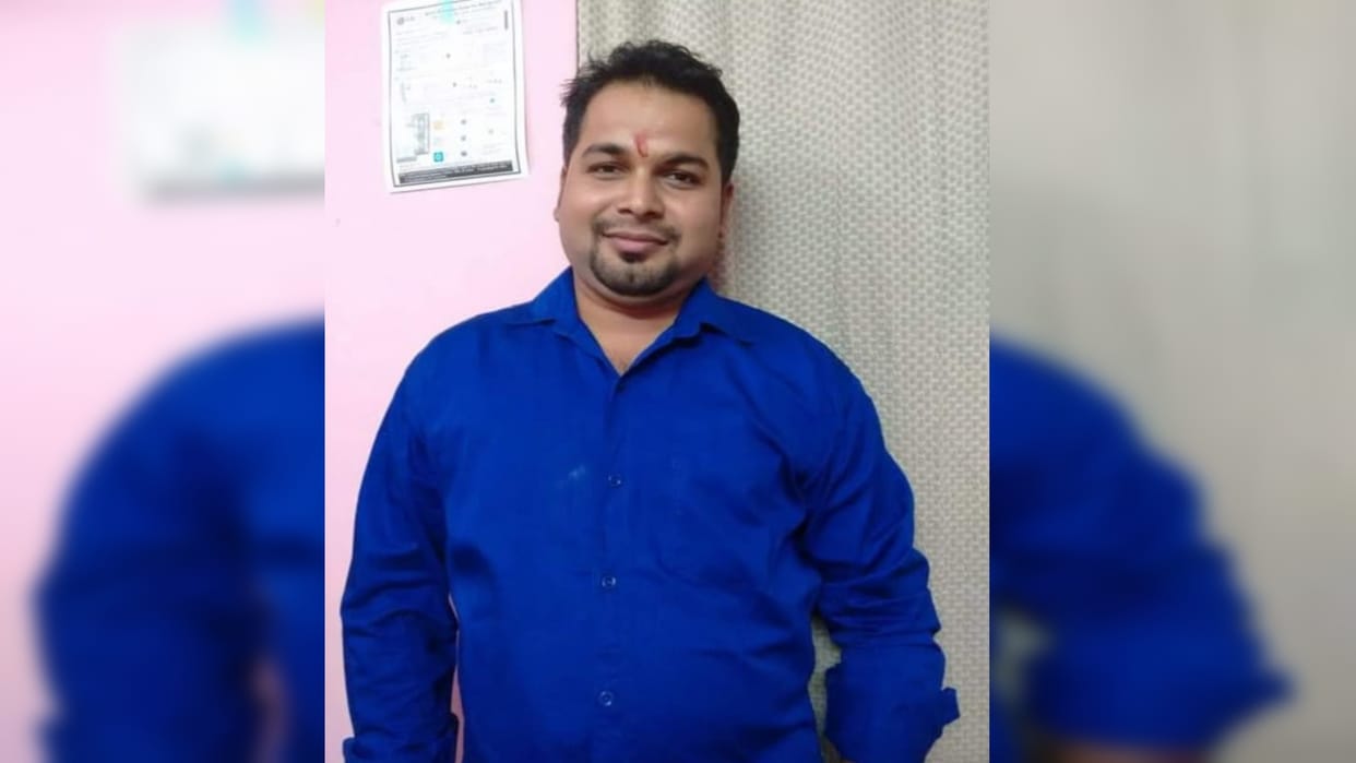 Railway employee jumped to his death from Curzon Bridge, parked his bike on the bridge and jumped down