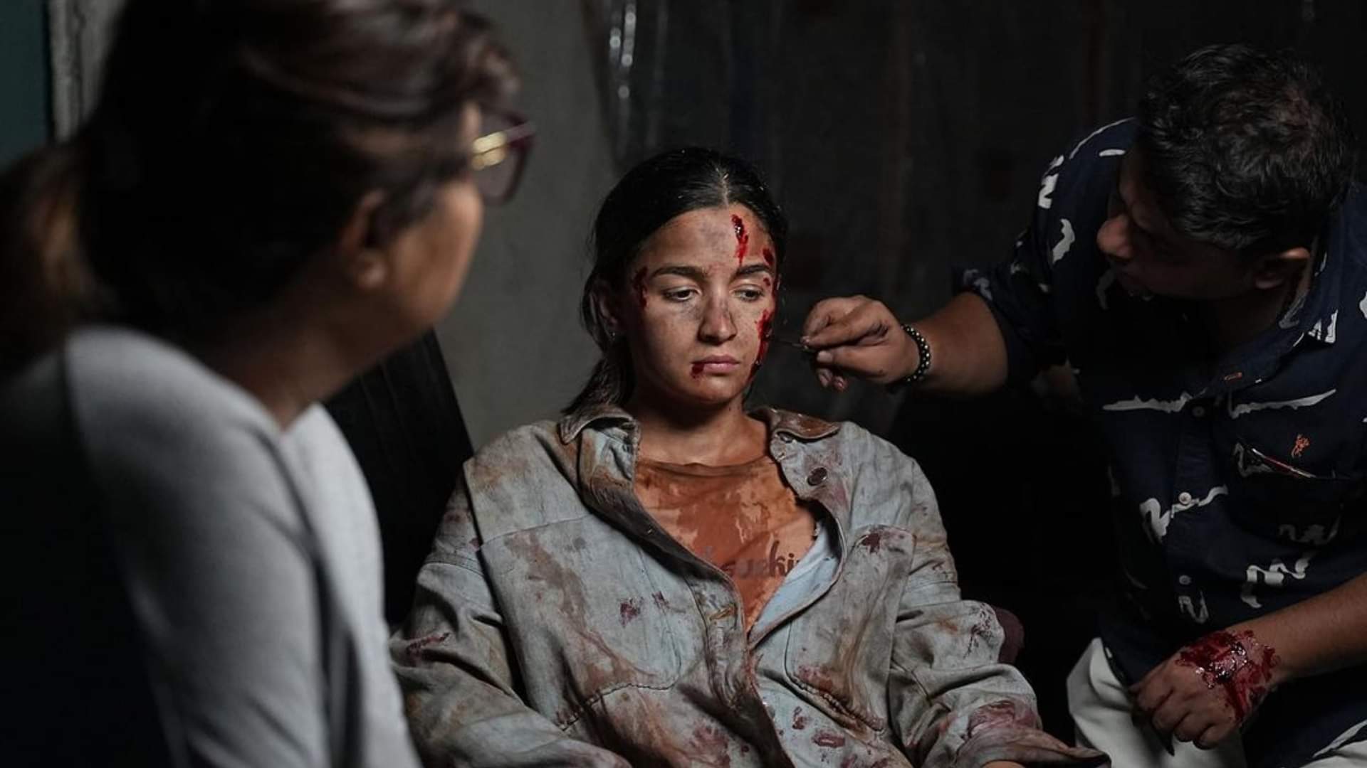 Alia Bhatt Jigra BTS Video goes viral on social media Alpha actress avoids paps after returning from Kashmir