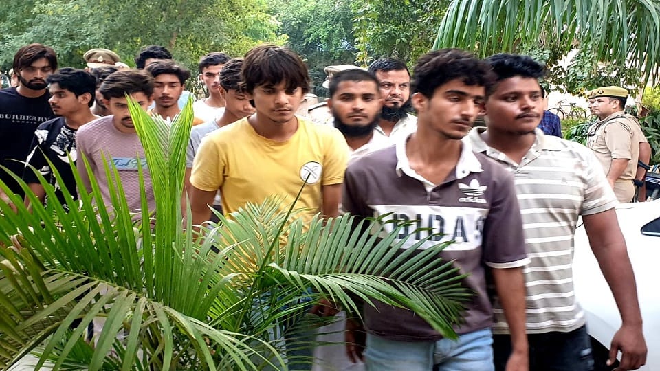 Budhana incident: A rumour caused a ruckus, crowd gathered with the help of social media