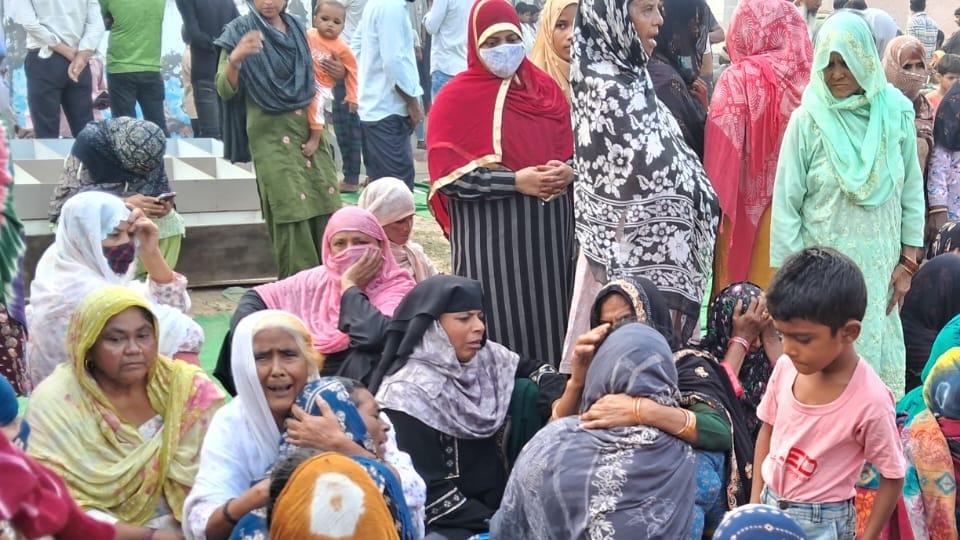 Bulandshahr Cylinder Blast  Cylinder Was Supposed to Save Rukhsana Life Brought Destruction Six Death