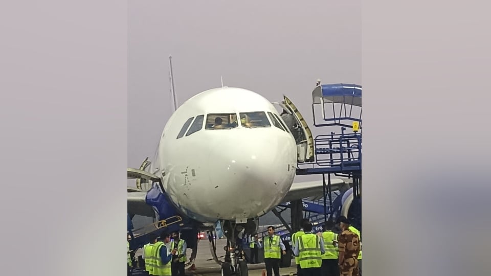 Dehradun Airport Bomb threat received again in flight coming to Dehradun security agencies Alert
