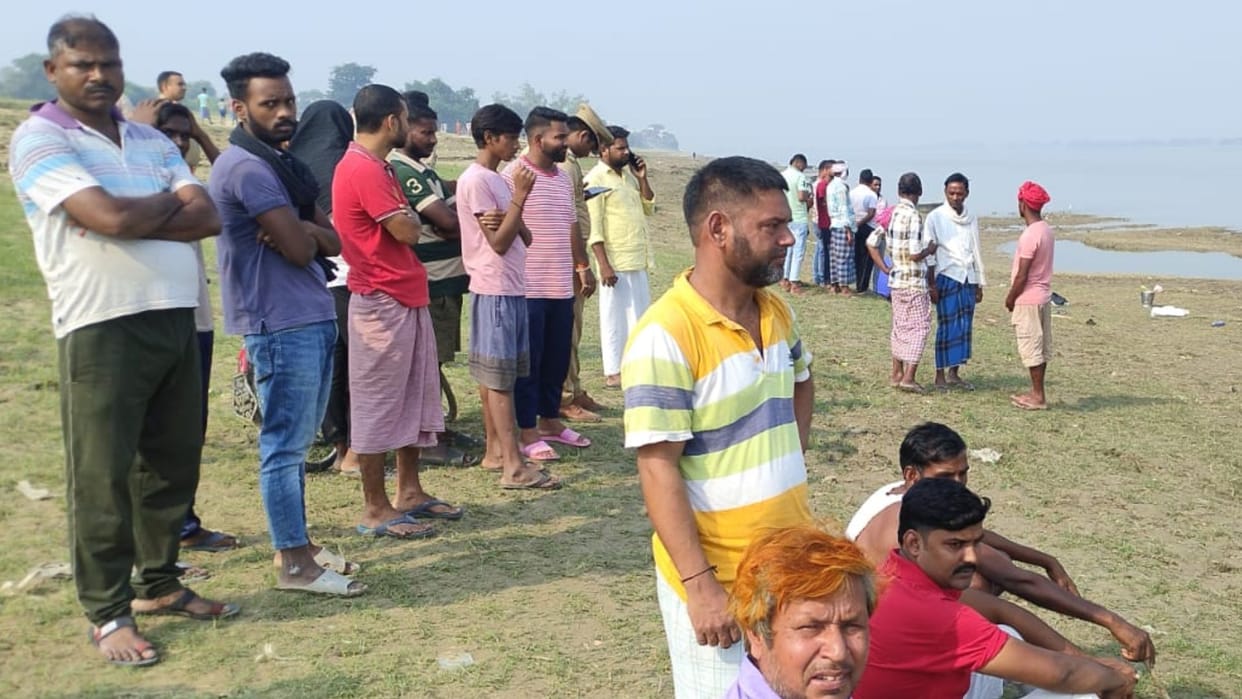 Two teenagers drowned bathe Ganga occasion Dashkarma continues mourning among family members