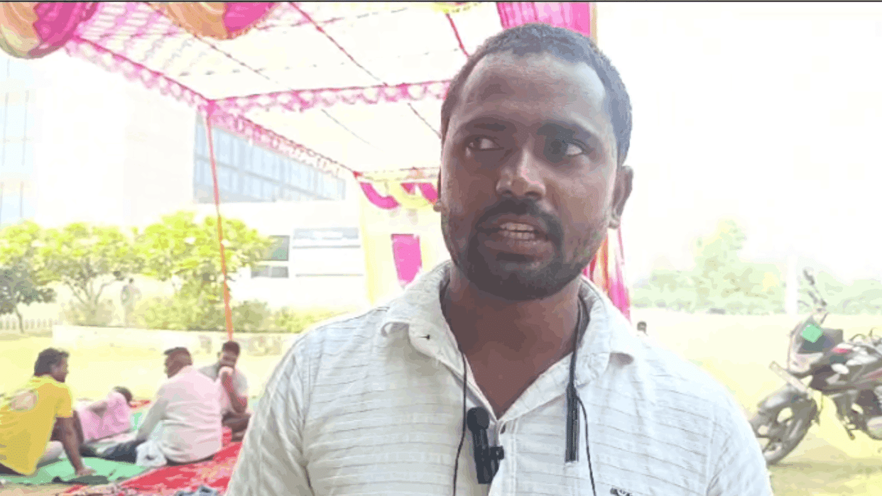Sanitation workers on strike in Greater Noida Authority