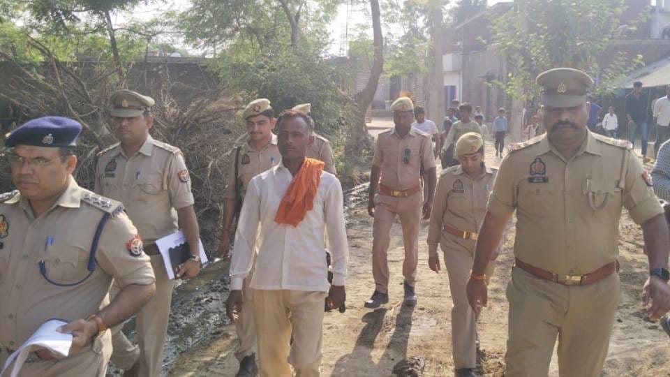 police released district banned accused outside district boundary with drums and trumpets In Mainpuri