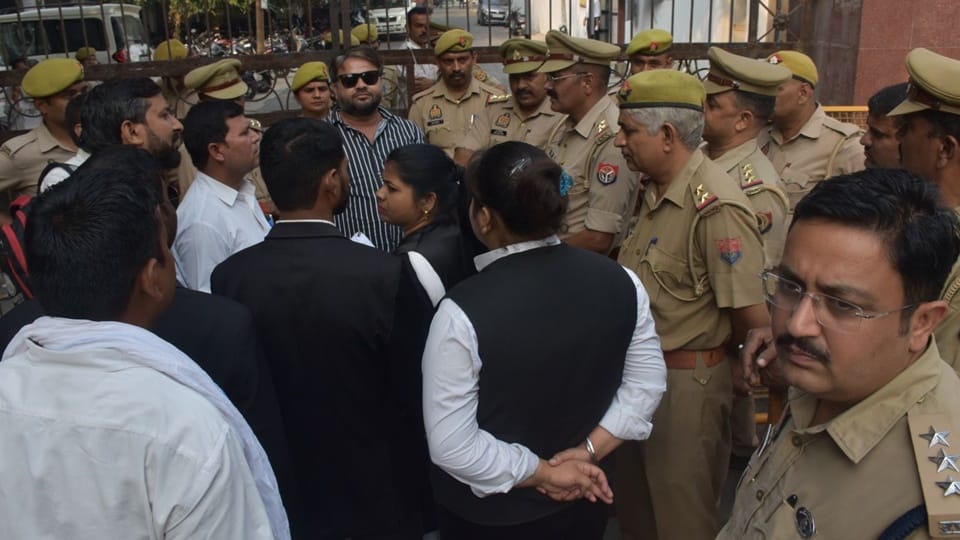 Kundarki By Election: 11 contenders including BSP candidate bought 14 forms, AIMIM fielded a candidate
