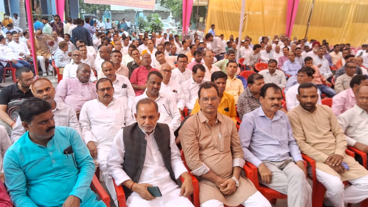 Mdhyamik Shikshak Sangh will start movement from December 2.