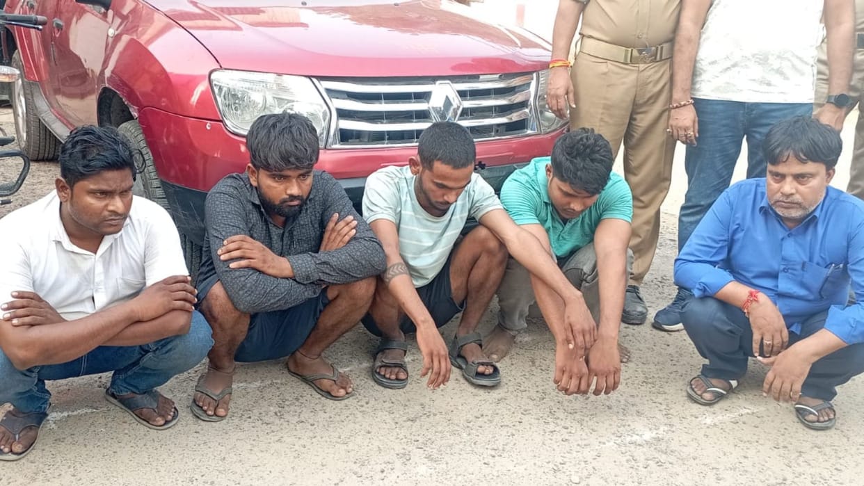 Five arrested including four prize-winning ones in mirzapur jewellery worth lakhs recovered cases registered