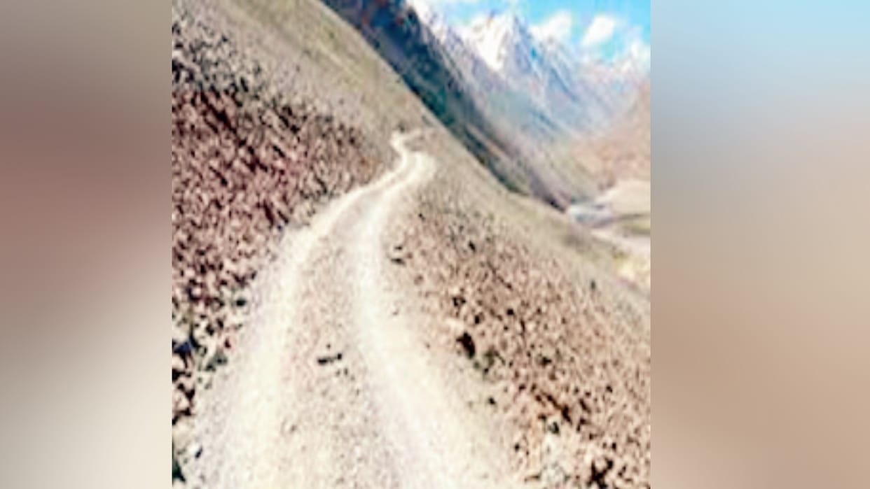 The road from Samdo to Gramphoo adjoining the China border will be widened, the government has given orders to