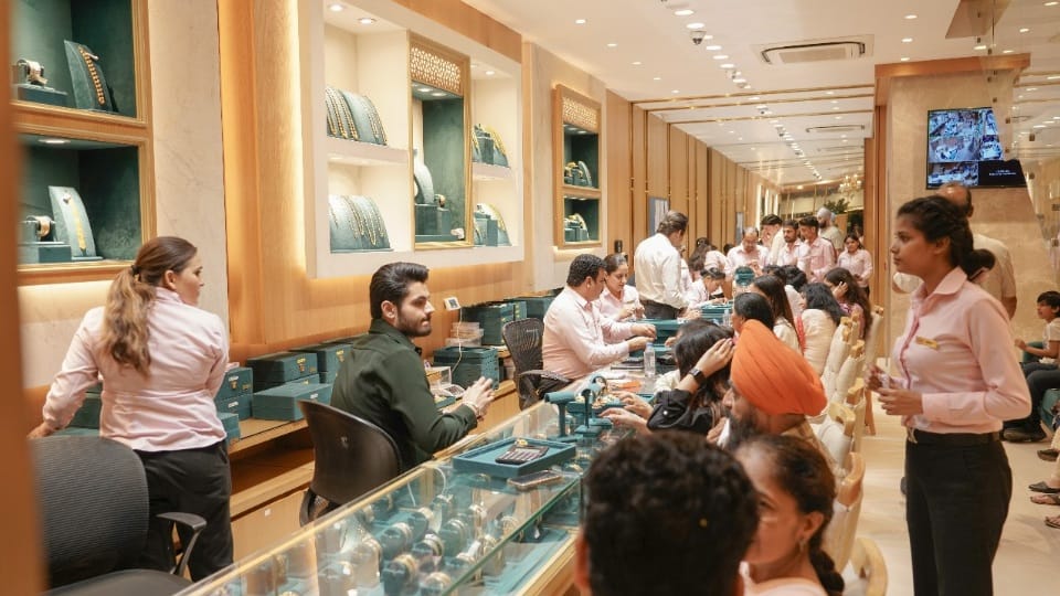 Gold Silver Price in Chandigarh jewelry showroom demand of coins