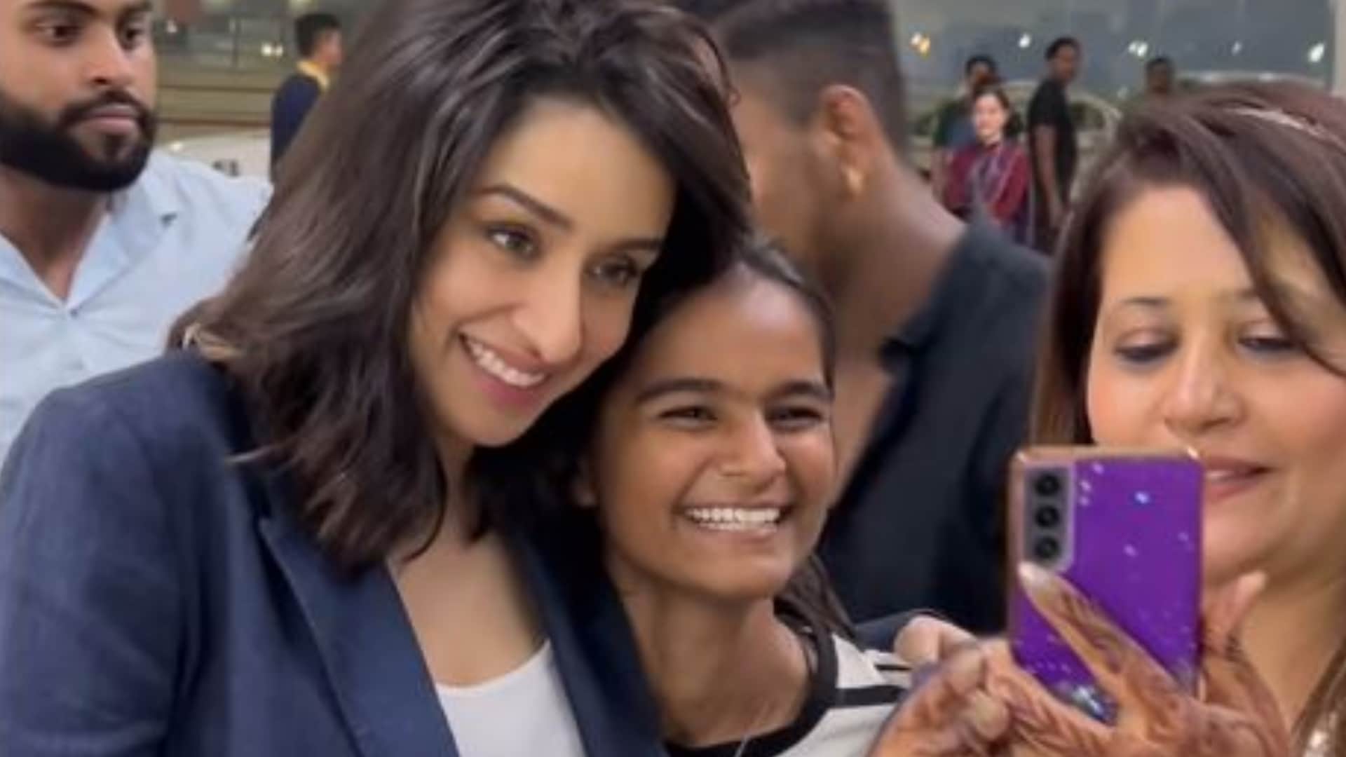Shraddha Kapoor wins over internet her sweet gesture fans Netizens call her queen video viral on social media