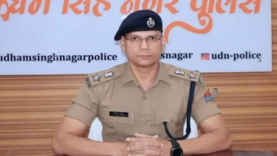 SSP Manikant Mishra reward of Rs Five each was given to the three absconding accused in the firing case