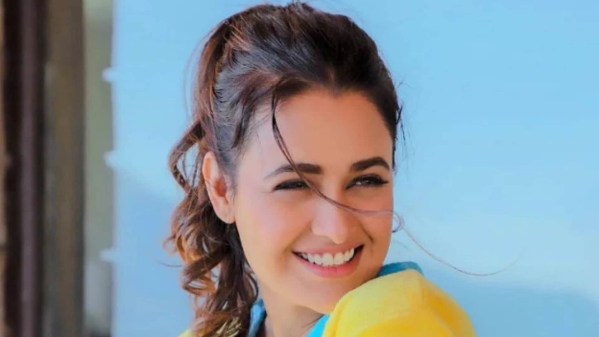 Actresses like Deepika Padukone Richa Chadha Yuvika Chaudhary Yami Gautam amla paul became mothers this year
