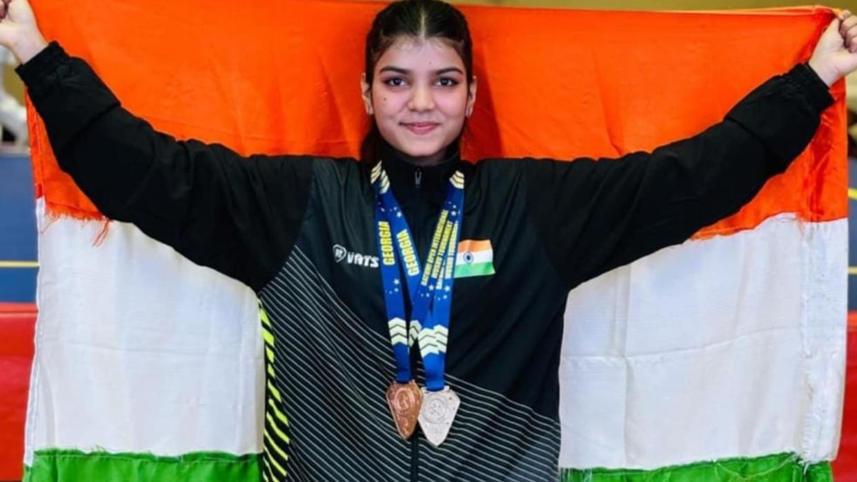 Bihar News: Wushu player Aparajita Mishra has created another big record in Georgia