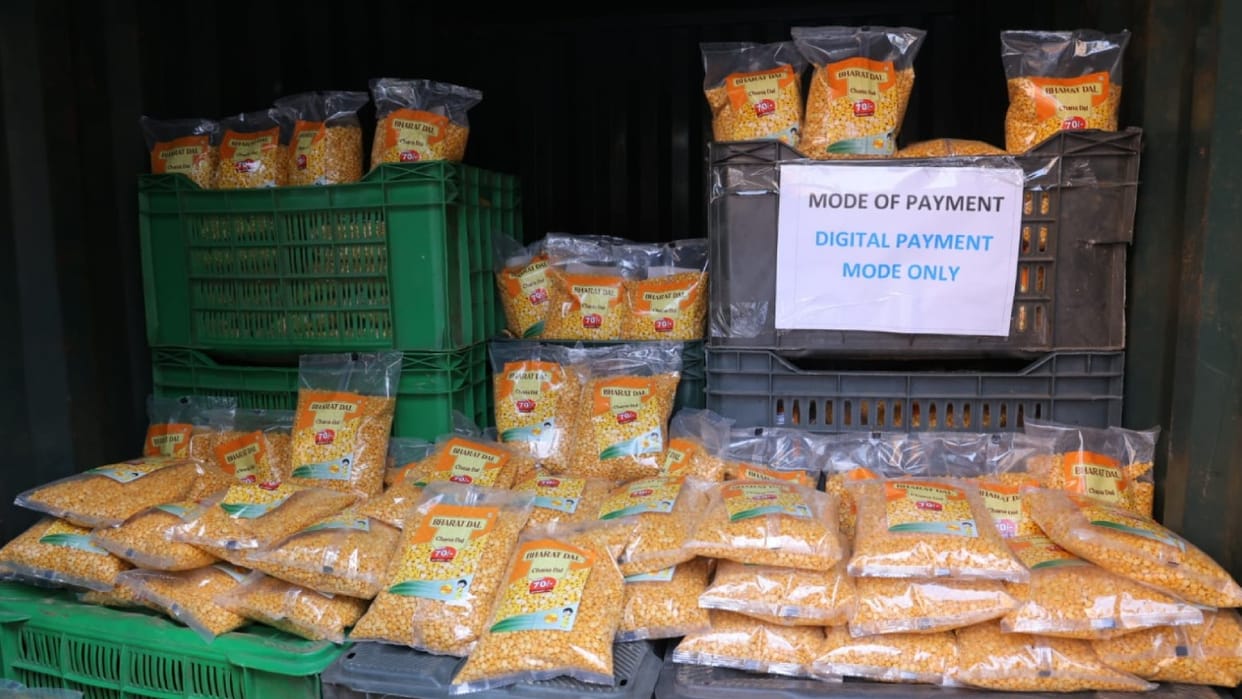 Centre expands 'Bharat' brand to include chana whole and masur dal