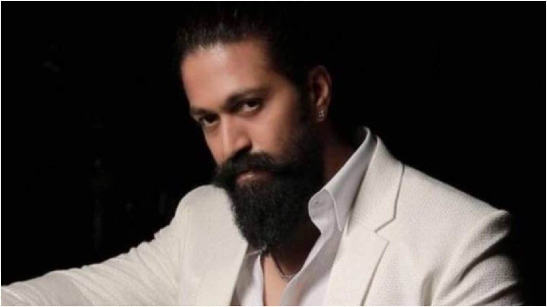 Yash used to serve tea earned 50 rupee per day now charging 200 cr for per film yash became superstar from KGF