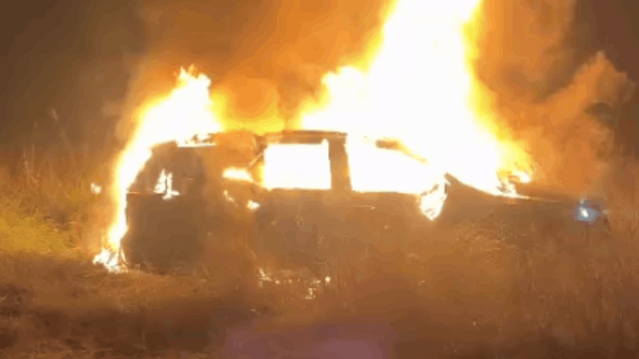 Ghaziabad Property dealer murder Sanjay yadav murdered for robbery Petrol was brought to burn car
