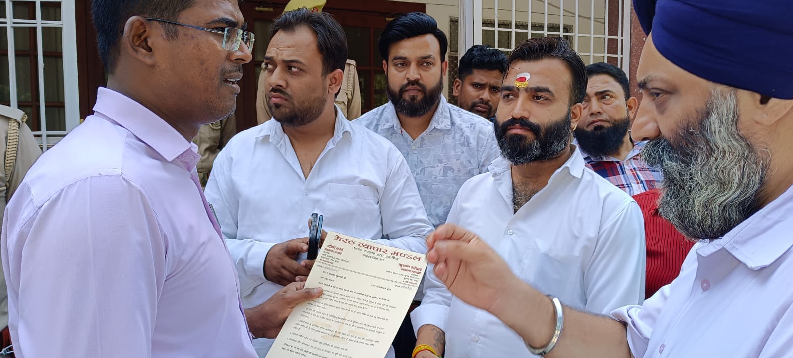 Meerut Casino secret exposed due to rivalry between BJP leaders, protest against arrest of hotel owner