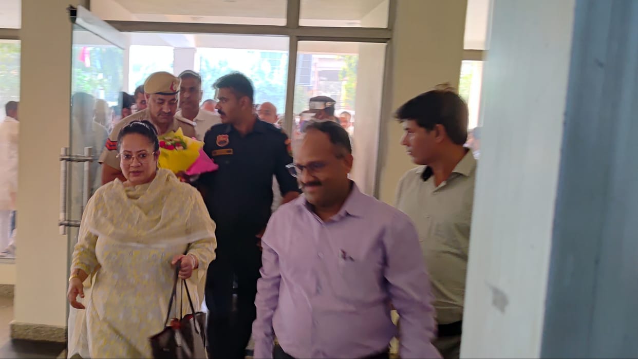 Panipat: Minister Aarti Rao took the report of health services, Civil Surgeon placed demand for accommodation