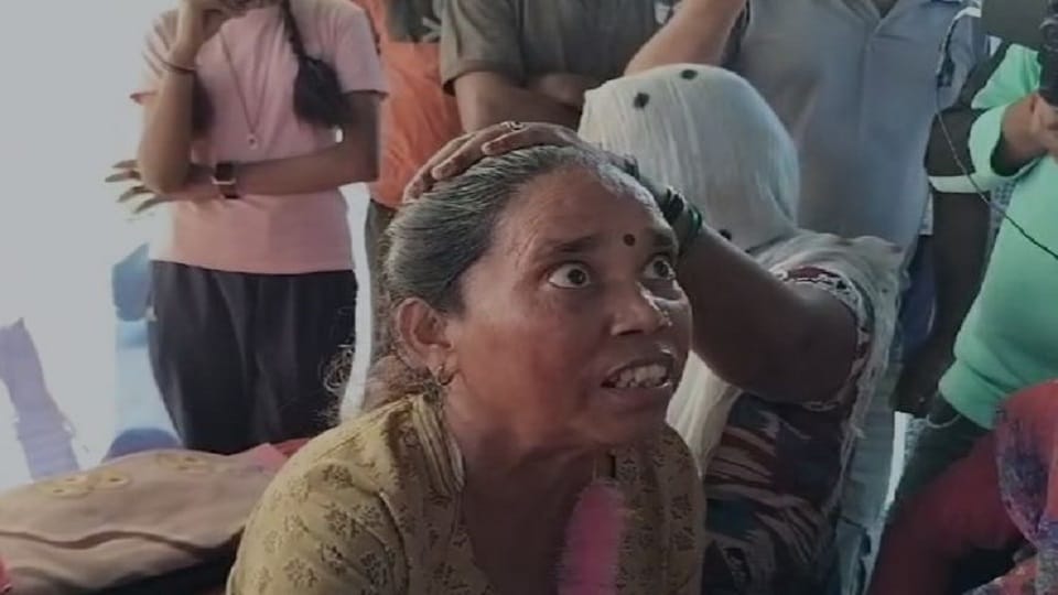 The health of two women sitting on fast unto death deteriorated in rudrapur
