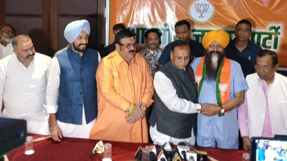 BJP gives ticket to Sohan Thandal from Chabbewal By Election