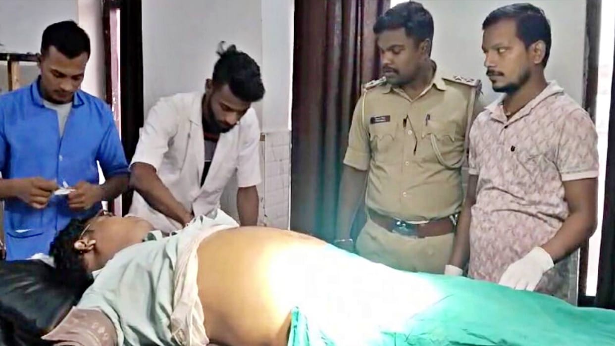 Bihar Crime Criminals shot property dealer in Bhojpur in broad daylight there is dispute over five kattha land