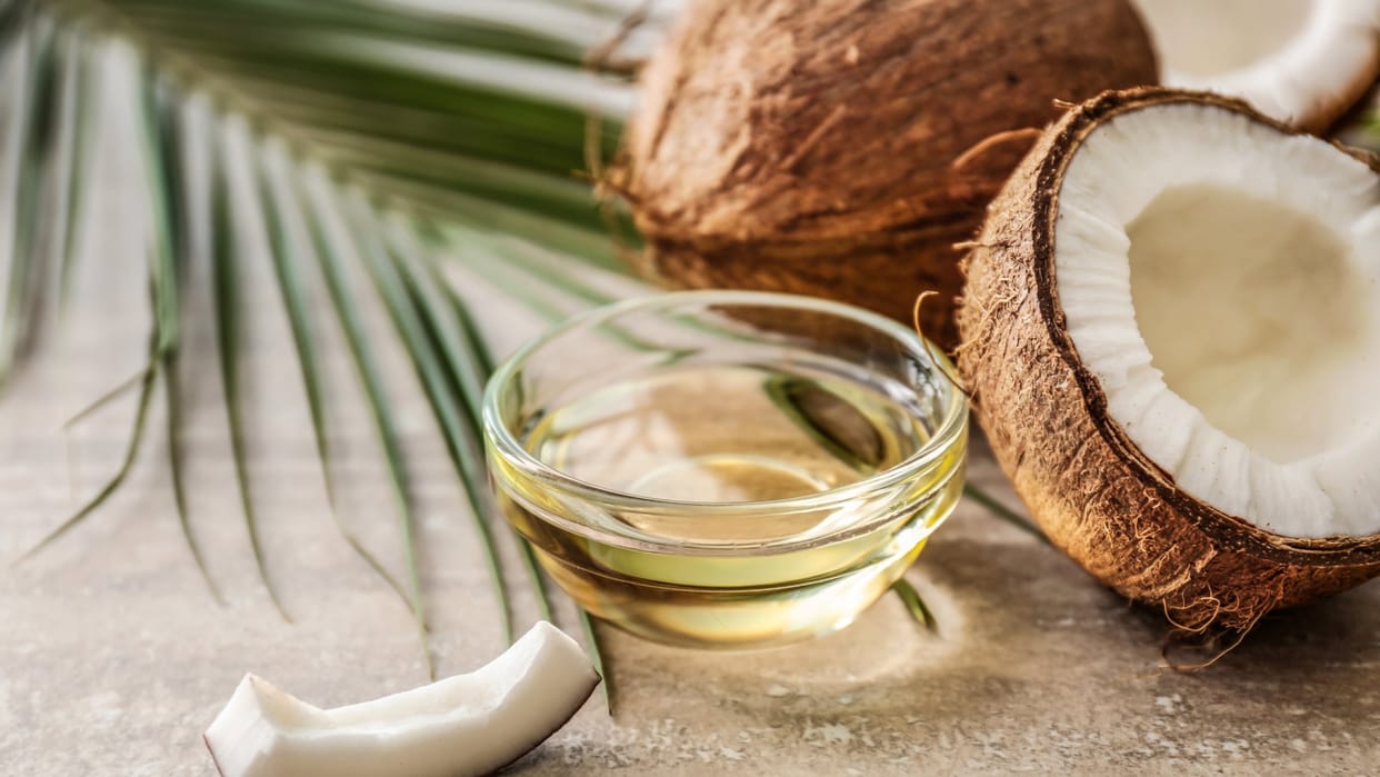 Skin Care Tips Know How to Use Coconut Oil on Face for Glowing Skin