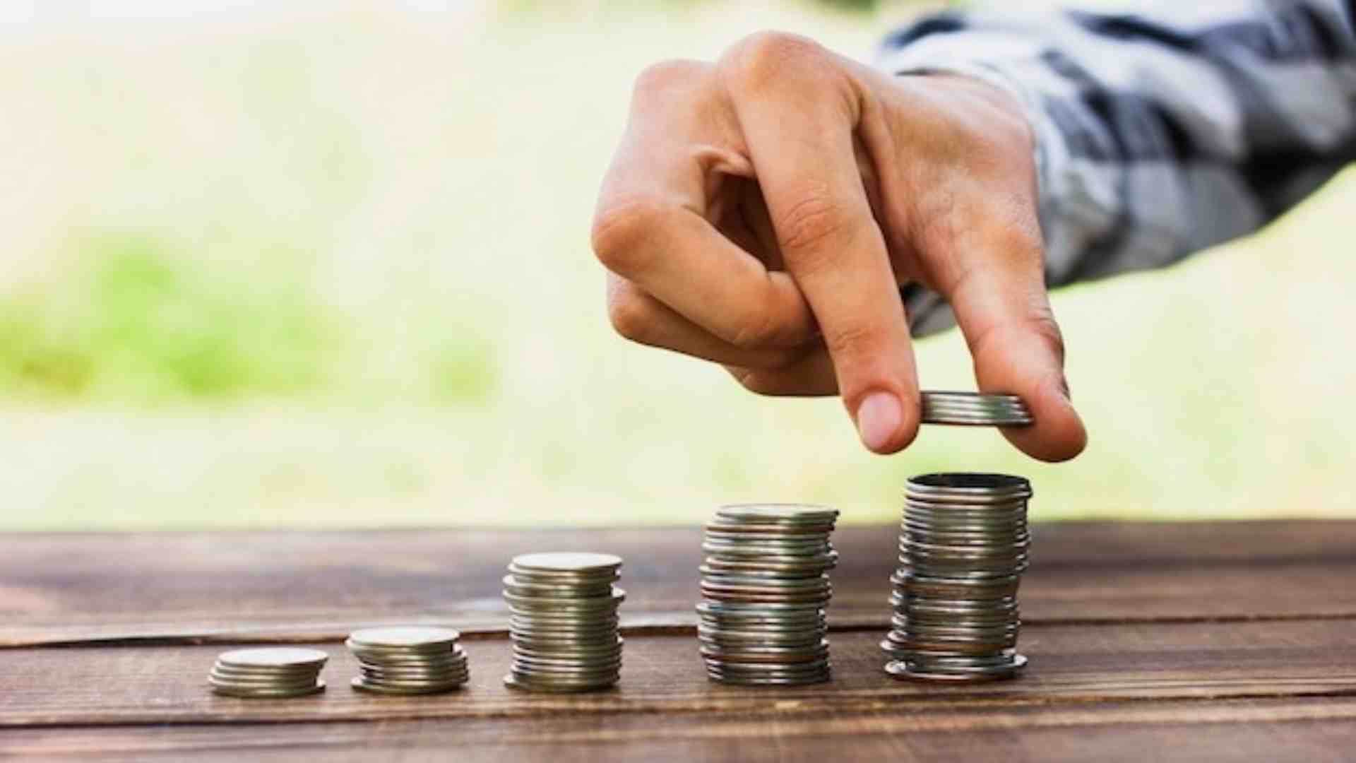 8th Pay Commission News: After Seven Pay Commissions Minimum Wage Increased From 50 to 18000 Rs