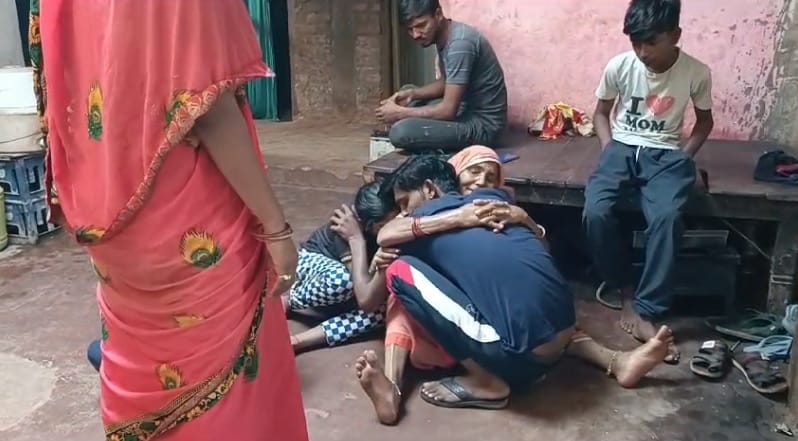 Kanpur Suicide, Young man hanged himself, family terrified by four deaths in three years
