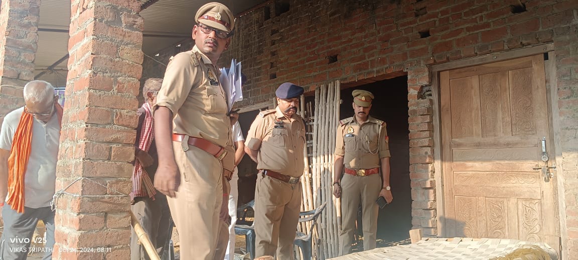 Hardoi Murder, Farmer killed by hitting with a chopper, body found lying in the heap, two accused in custody