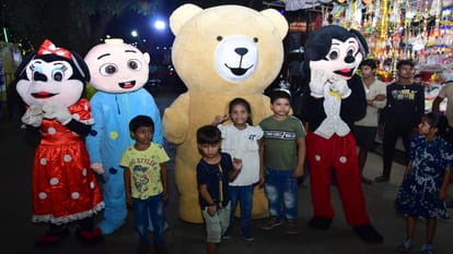 Amar Ujala Carnival: Triveni of Sur-Lay-Taal, colorful beginning of Amar Ujala Carnival