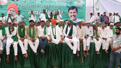 UP News: Rakesh Tikait said, EVM is cat aunt, cast your vote anywhere, only BJP will win