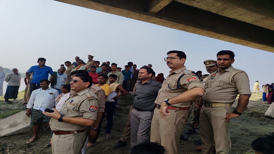 Etah: Two teenage girls drowned during immersion of the urn at end of Bhagwat Katha