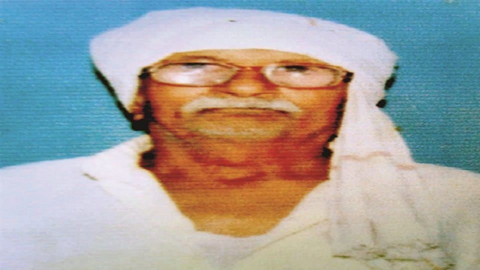 Old man dies, murder suspected